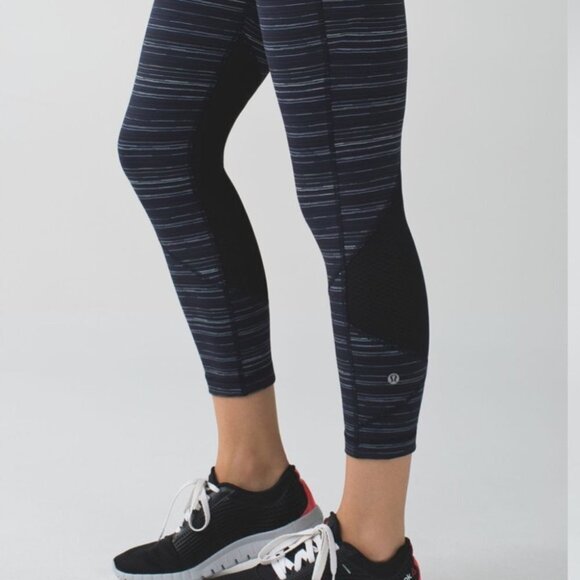 Lululemon Pace Rival Run Crop Leggings Cyber Stripe Naval Blue Black - Picture 3 of 16